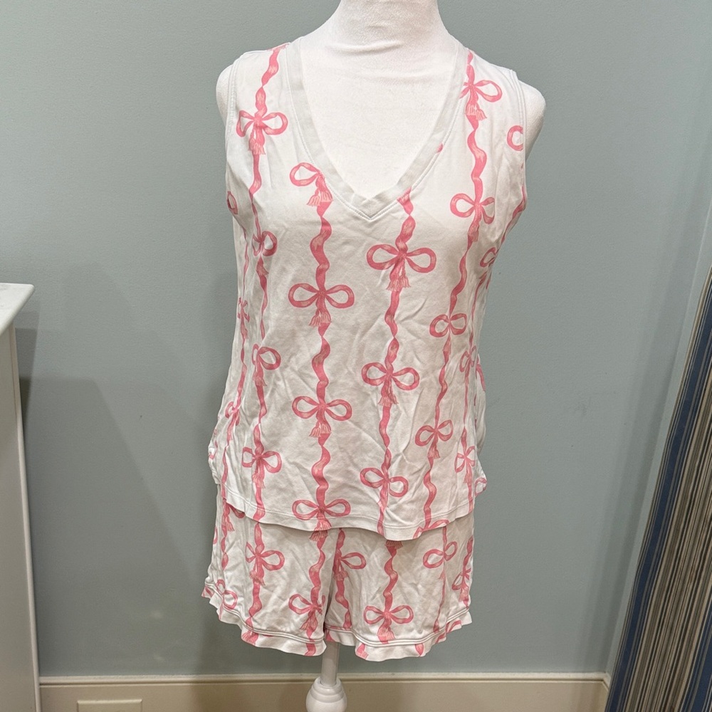 The Beaufort Bonnet Company Pink and White Women's Sleepwear Set - size M